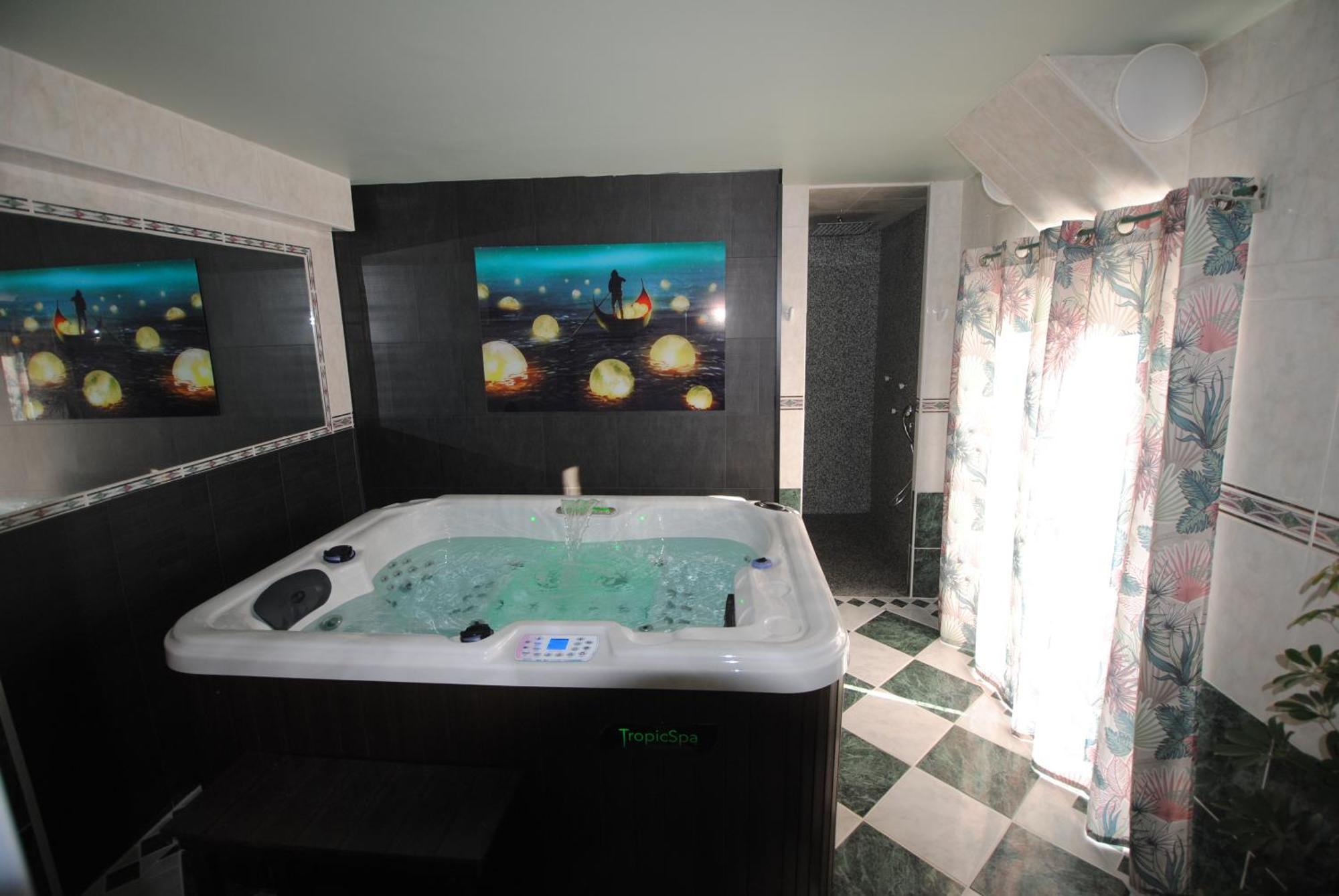 Le Grand Logis - Guest House - Bed And Breakfast Marchais  객실 사진